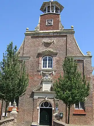 Voorgevel dorpskerk anno 2006