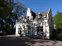 portierswoning, tegenwoordig kantoor