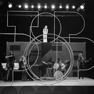 Optreden van Earth & Fire in Toppop in 1971