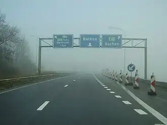 Keuze vanuit Verviers op A27/E42 voor de A3/E40 in westelijke en oostelijke richting en doorgaand lokaal verkeer naar Battice