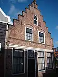 Huis met gewijzigde trapgevel