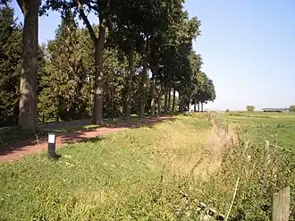 Nabij Theetuin Eemnes, in de richting van de Stichtse Brug