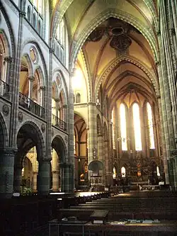 Interieur van de kerk