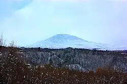 Landschap  met op de achtergrond de berg Elgspiggen