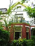 DUBBEL Woonhuis, gebouwd in 1910 in opdracht van de heren J. Weyl en S.Lezer naar een ontwerp van bouwkundige R. van der Woerden (Enschede).