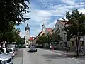 Straat naar de poort Landshuter Tor