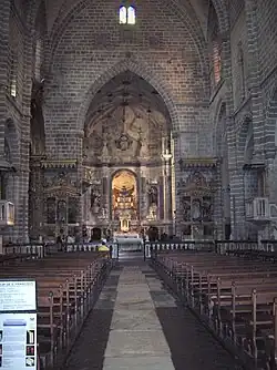 Het altaar in de Katholieke kerk São Francisco