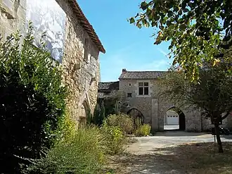 Logis abbatial de Fontaine-le-Comte