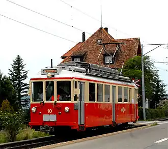 BDe 4/4 nr: 10 op 26 mei 2007 aan de Alten Forchstrasse te Küsnacht