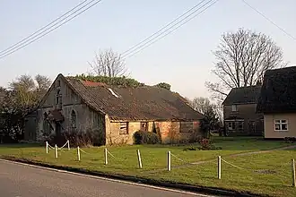 Voormalig gebouw van de dorpsraad van Cross Green