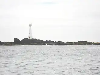 De vuurtoren van Formigão, het grootste eiland van de Formigas.