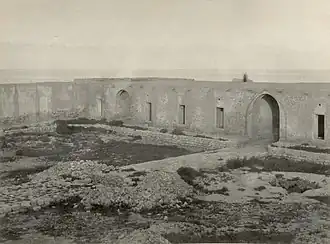 Binnenplaats van een fort, mogelijk Fort Mosselstein