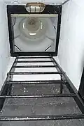 Trapgat naar uitzichtpunt in de keelkazemat