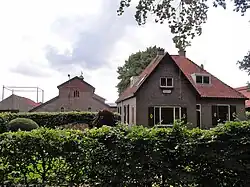 Frederik Bernardhoeve met woonhuis