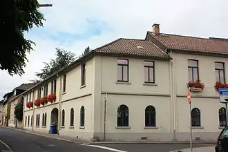 het museum vanaf het westen