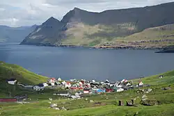 Funningur met Tindur en Skoratindur in juni