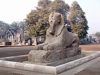 Sphinx van Memphis
