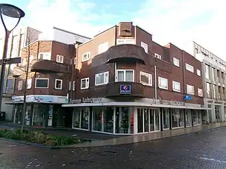 Winkel/woonhuiscomplex