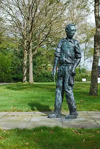 Gedenkbeeld Kamp Nuis, 2011.