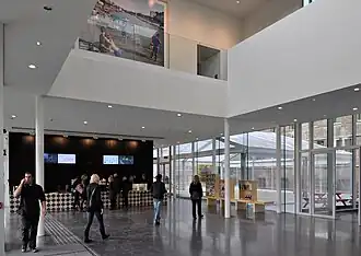 Stadsmuseum Gent, Onthaal