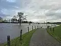 Uitzicht vanaf dijk bij Geulle aan de Maas bij érg hoogwater van de Maas.