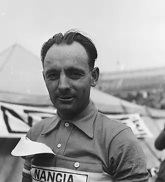 Gilbert Bauvin (1954)