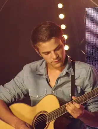 Glenn Claes tijdens de uitreiking van de Radio 2 Zomerhit-award op 17 augustus 2012 in Middelkerke-Westende