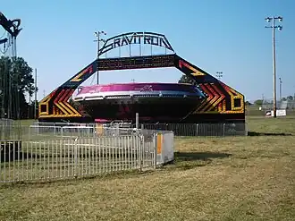 Een Gravitron op de Kentucky fair in Madisonville, Verenigde Staten.