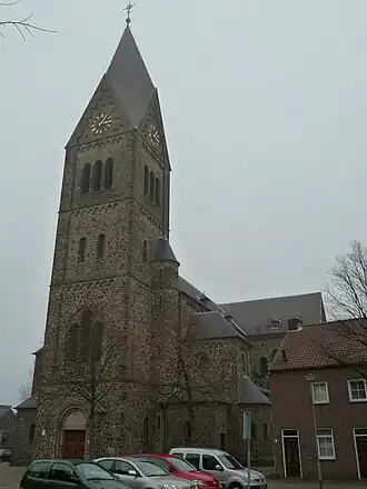 Kerk in de regen