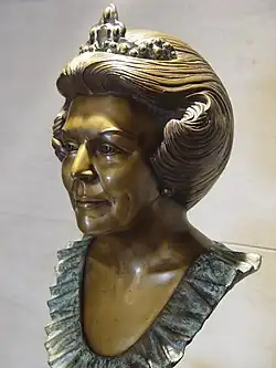 Beeld van Beatrix der Nederlanden, ABN Amro-collectie[dode link]