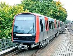 Metro type DT5 aan de halte  Eppendorfer Baum.