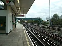 Zicht op het zuiden en de sporen naar het depot