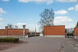 Toegang tot de begraafplaats