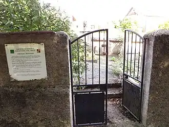 Mennonitische begraafplaats stammend uit de 18e eeuw in Haraucourt-sur-Seille / Haraldshofen an der Seille