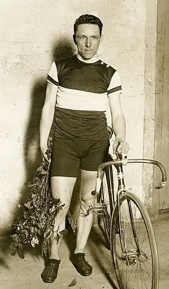 Hansen in 1931