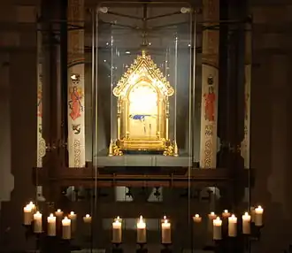 Sint-Ida-schrijn in de crypte van deze kerk