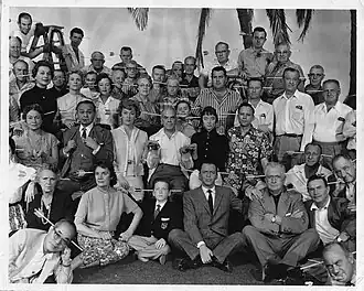 Acteurs en crew op de set in 1959