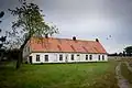 Hoeve met losstaande bestanddelen