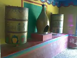 Relikwieën bij de ingang