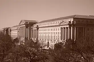 Het Herbert C. Hoover Building, het gebouw van het ministerie
