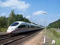 ICE bij het voormalige station Cocheren