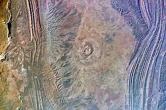 De Gosses Bluff vanuit de ruimte