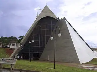 Katholieke kerk Santa Teresinha do Menino Jesus in het centrum van Cerqueira César