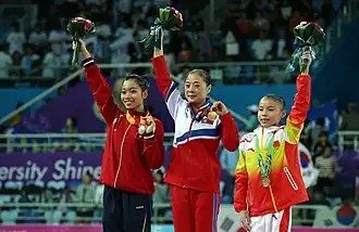 Phan (links) bij de Asian Games 2014