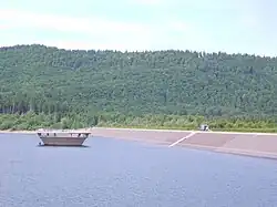 Stuwdam van dit stuwmeer