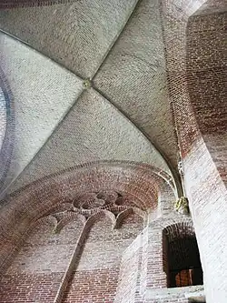 Interieur met kruisgewelf