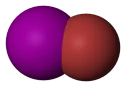 alt=Ruimtelijk model van 
  
    
      
        
          IBr
        
      
    
    {\displaystyle {\ce {IBr}}}