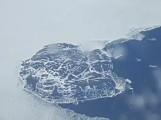 Luchtbeeld van Iron Island (juni 2007)