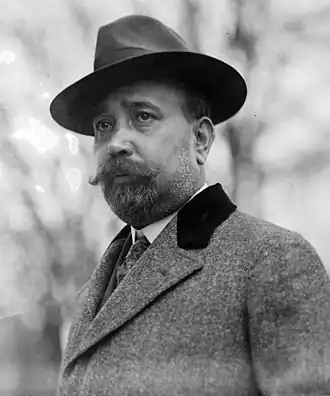 Isauro Gabaldon (1920)