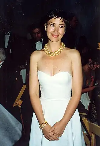 Janine Turner op het Governor's Ball na de Emmy Awards 1992